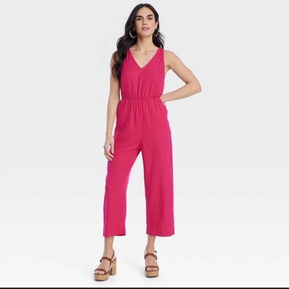 Linen Pink V-Neck Jumpsuit - Picture 1 of 2